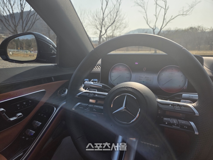메르세데스-벤츠의 플래그십 세단 ‘S450 4MATIC’. 양평 | 원성윤 기자 socool@sportsseoul.com