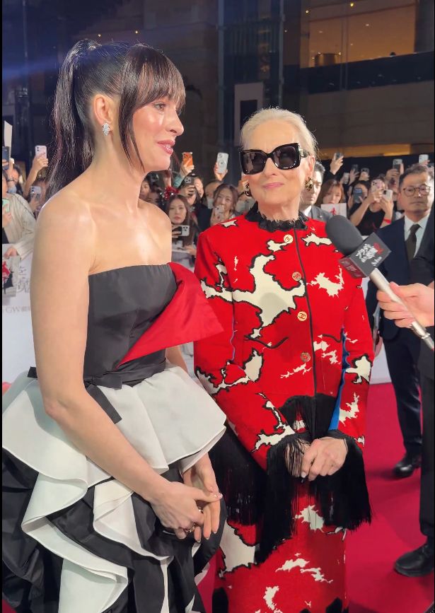 Meryl Streep and Anne Hathaway / Credit: X (20th Century Studios)