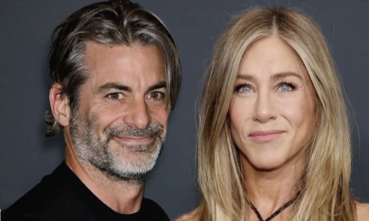 Jennifer Aniston and Jim Curtis / Credit: Instagram