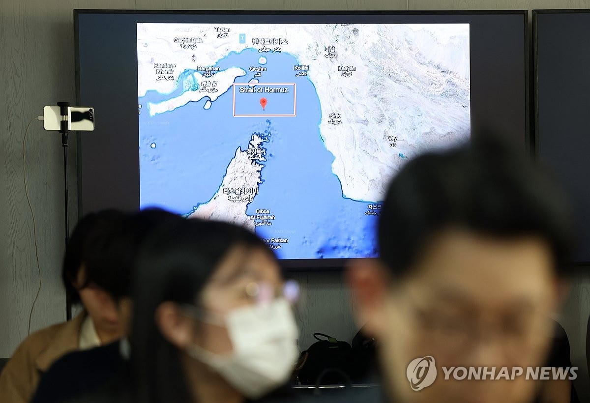 '반도체 호황' 믿었는데… 대한민국 경제, 두 달 만에 전망 뒤집혔다 2 주한이란대사