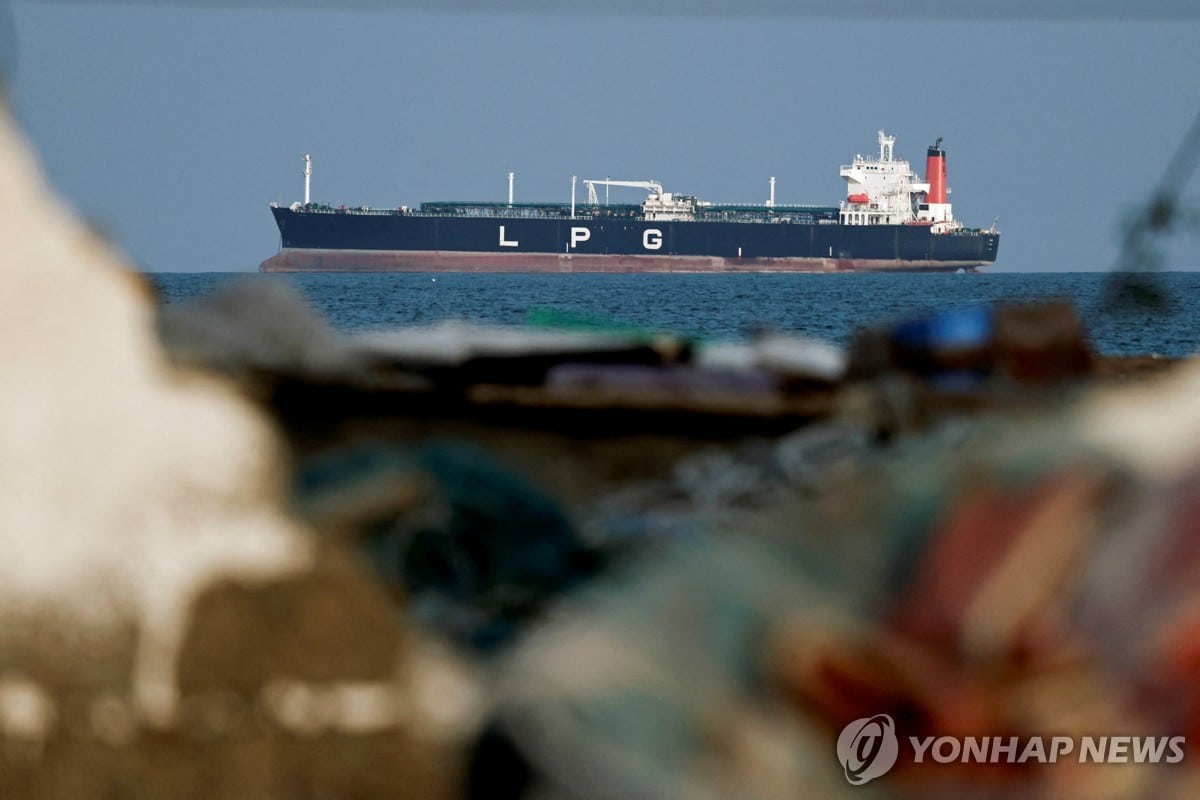 유조선 68척이 미국으로 몰린다…아시아발 원유 쟁탈전 원유