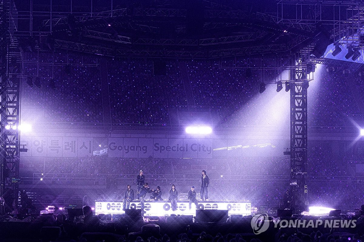 BTS 새 월드투어 '아리랑' 고양 공연
