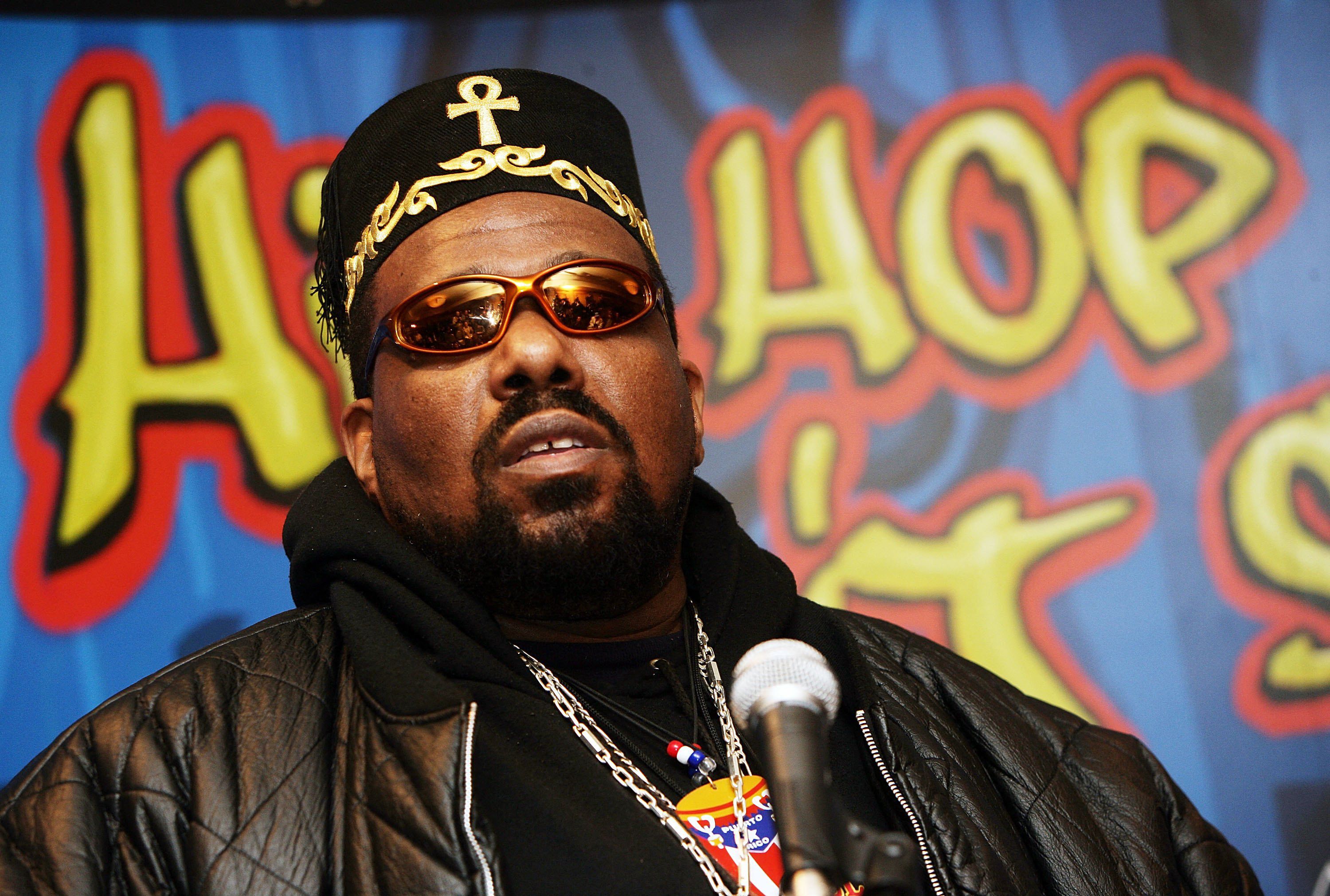 아프리카 밤바타(Afrika Bambaataa) (Photo by Scott Gries / Getty Images North America / AFP)