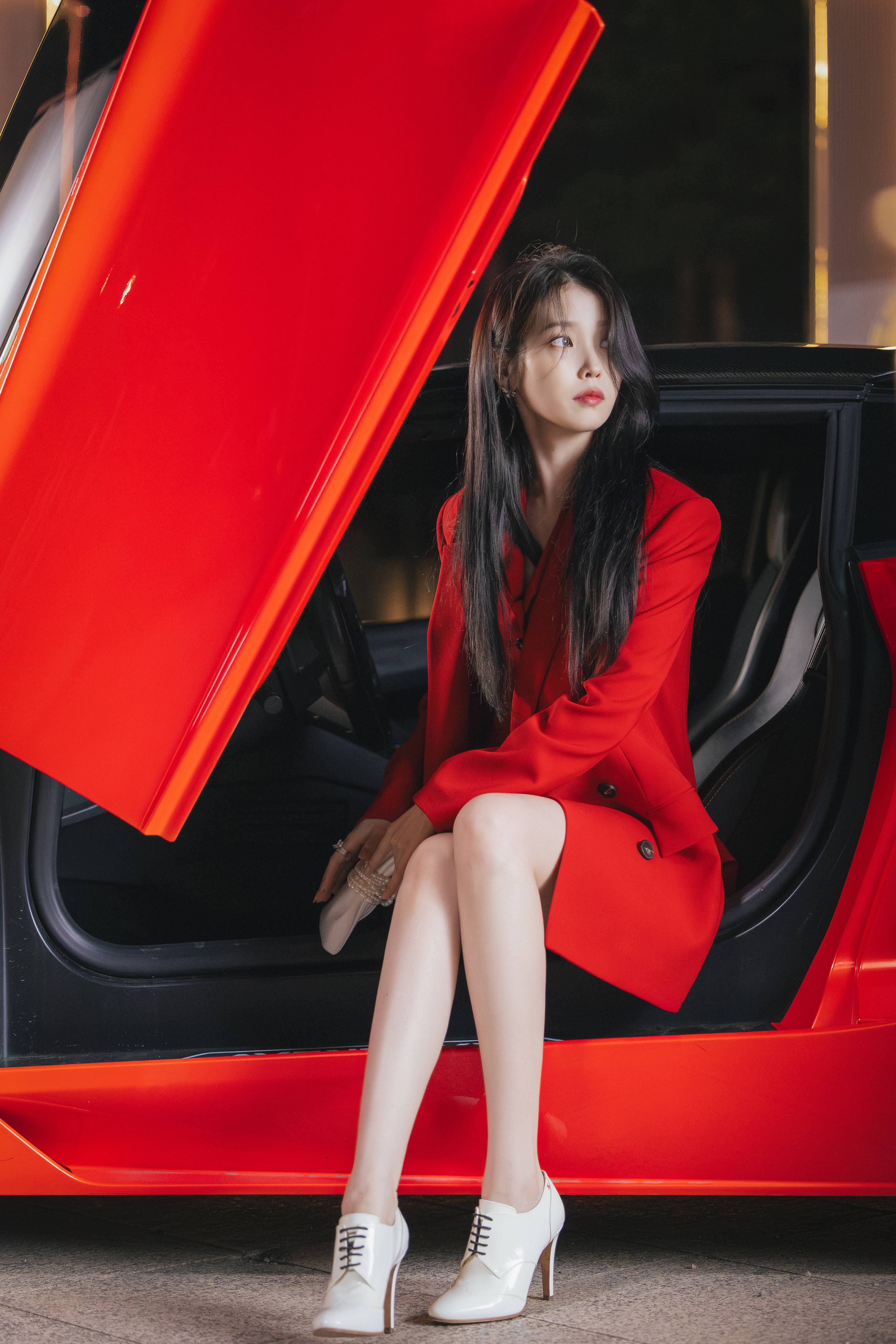 〈21세기 대군부인〉