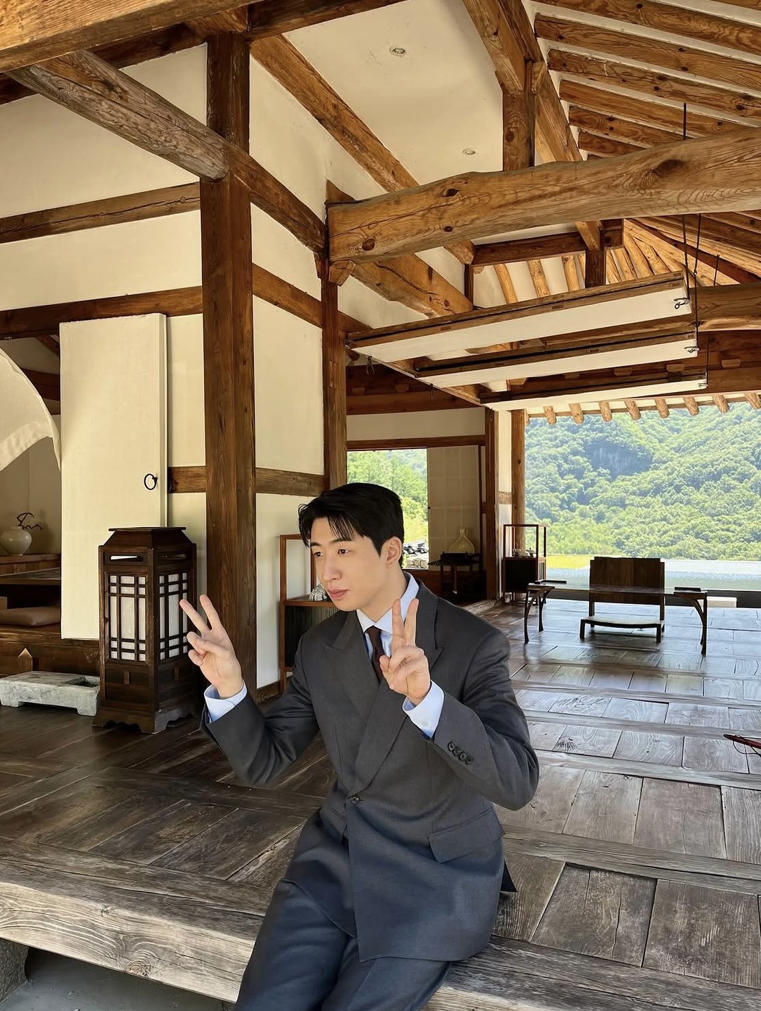 유수빈이 공개한 촬영장의 유수빈
