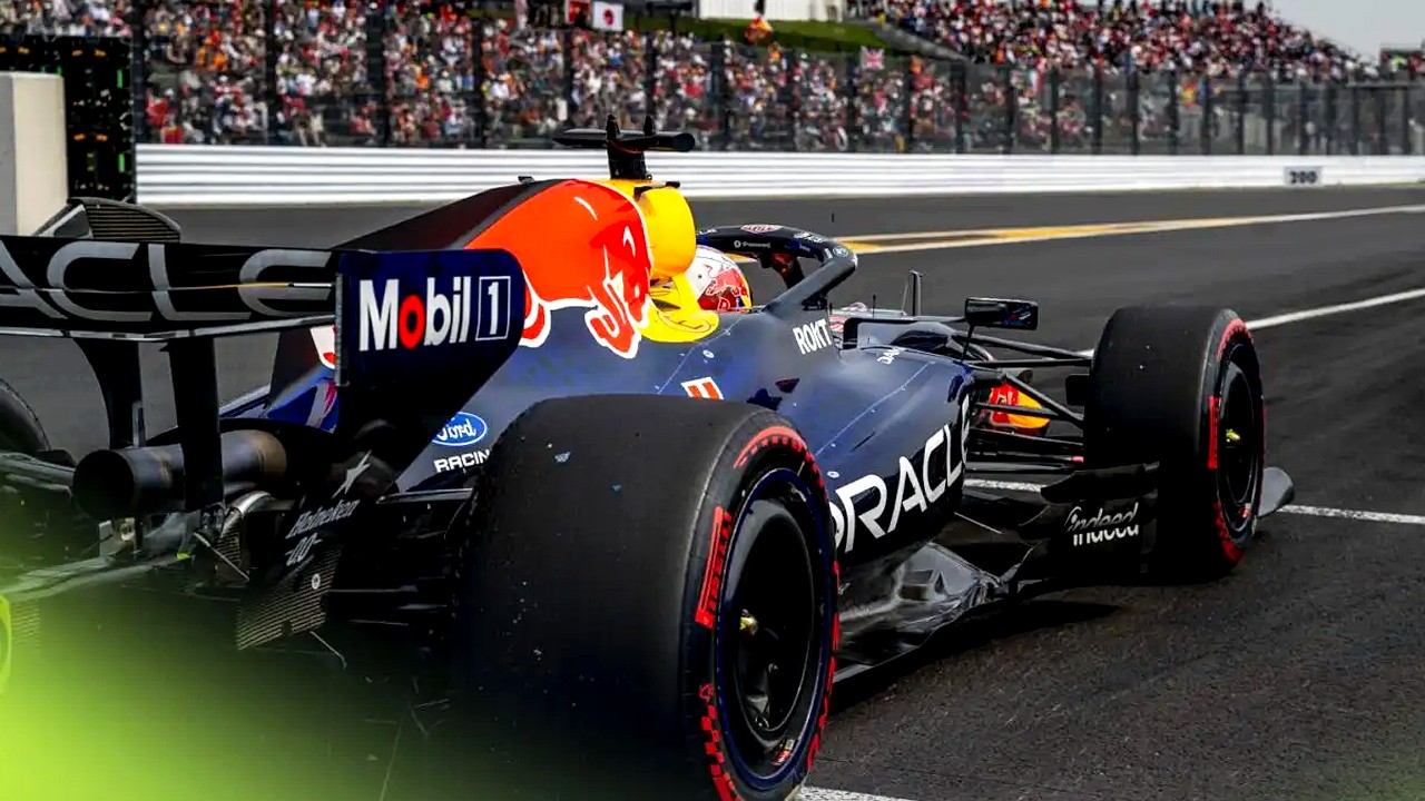 레드불 RB22과 막스 베르스타펜 / 사진=planetf1