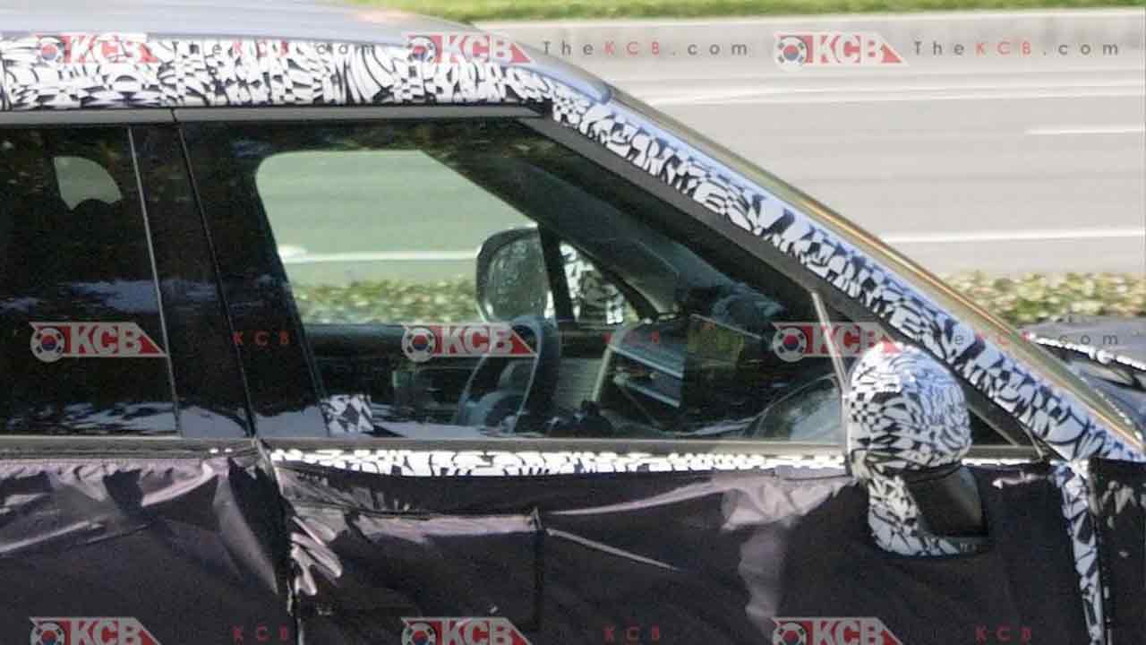 현대 싼타페 EREV  1열 스파이샷 / 사진=KCB