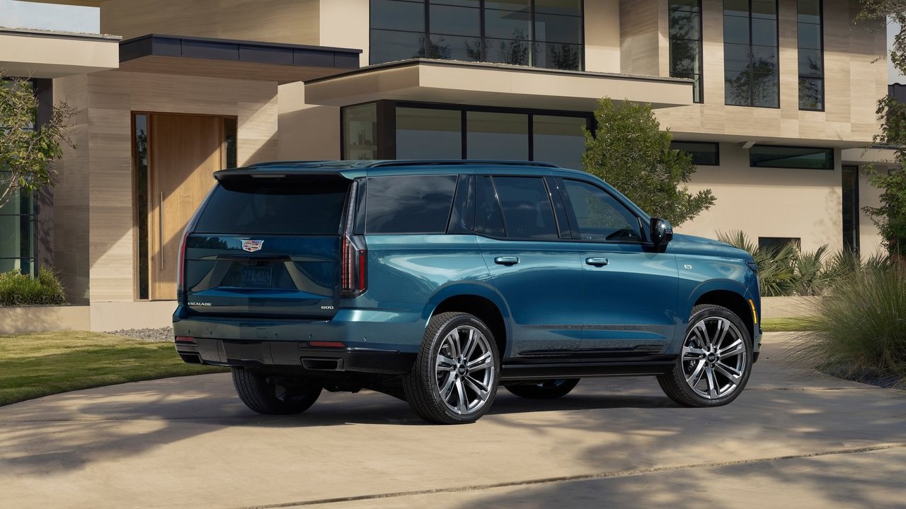 캐딜락 에스컬레이드 후측면 쿼터 뷰 / 사진=캐딜락