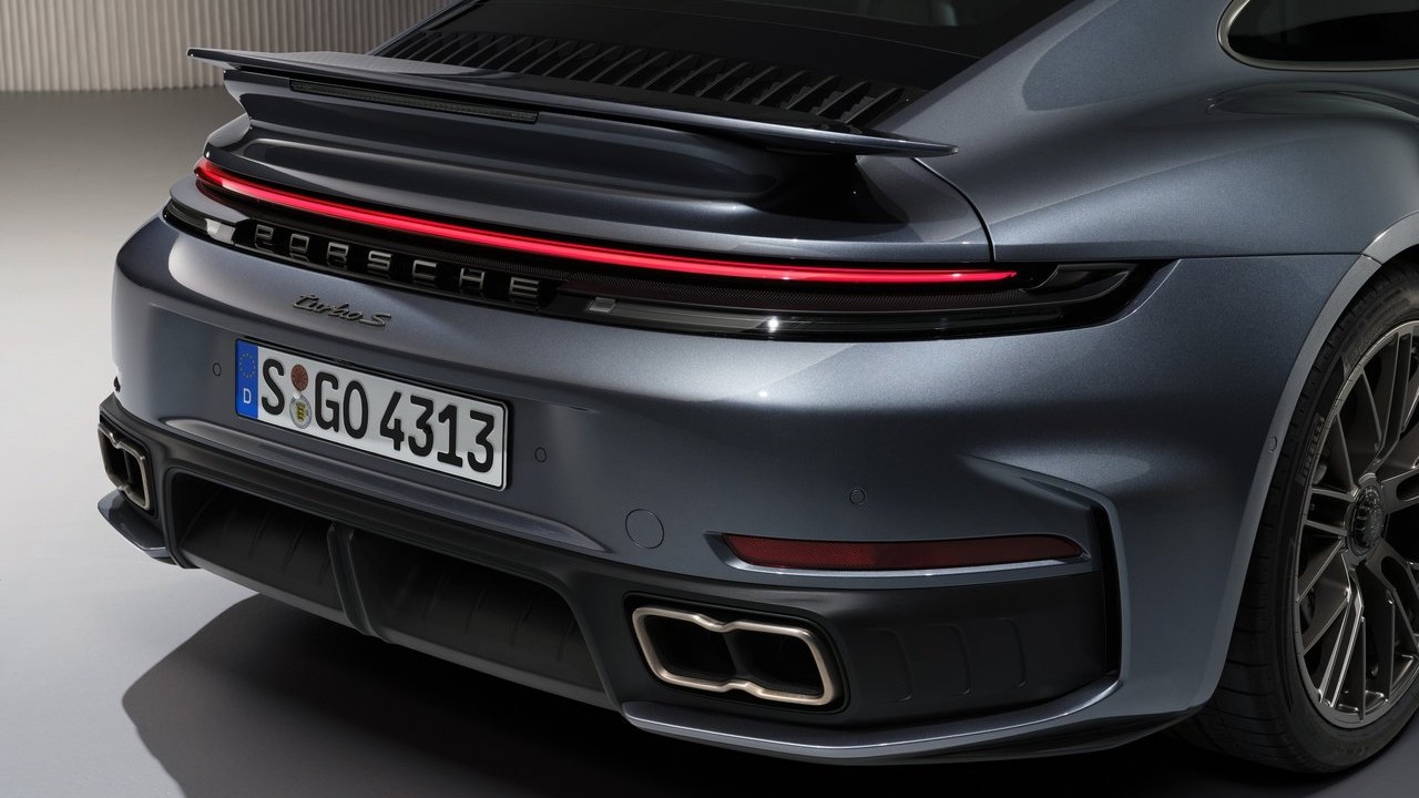 포르쉐 911 Turbo S 리어램프 / 사진=포르쉐