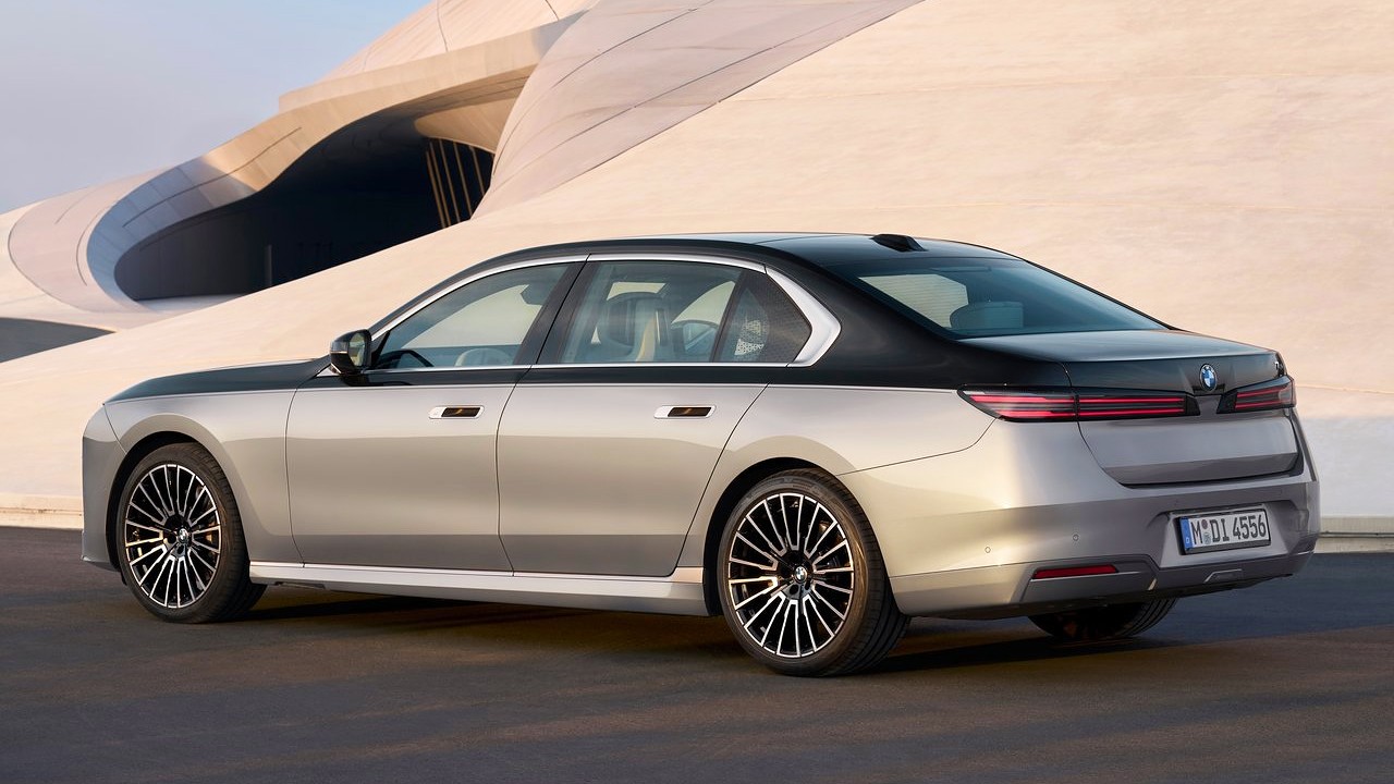2027 BMW 7시리즈 후측면부 / 사진=BMW