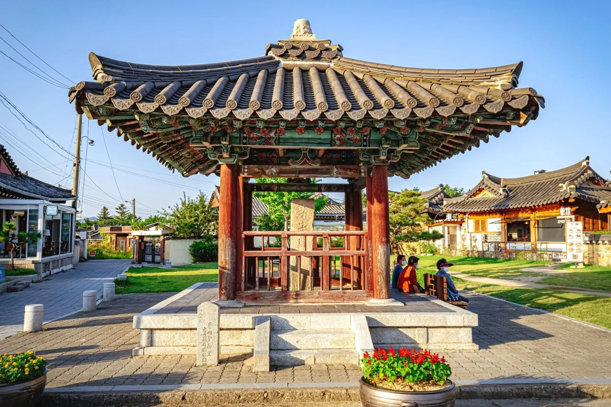 경주 황남리 고분군 - 황리단길 여행