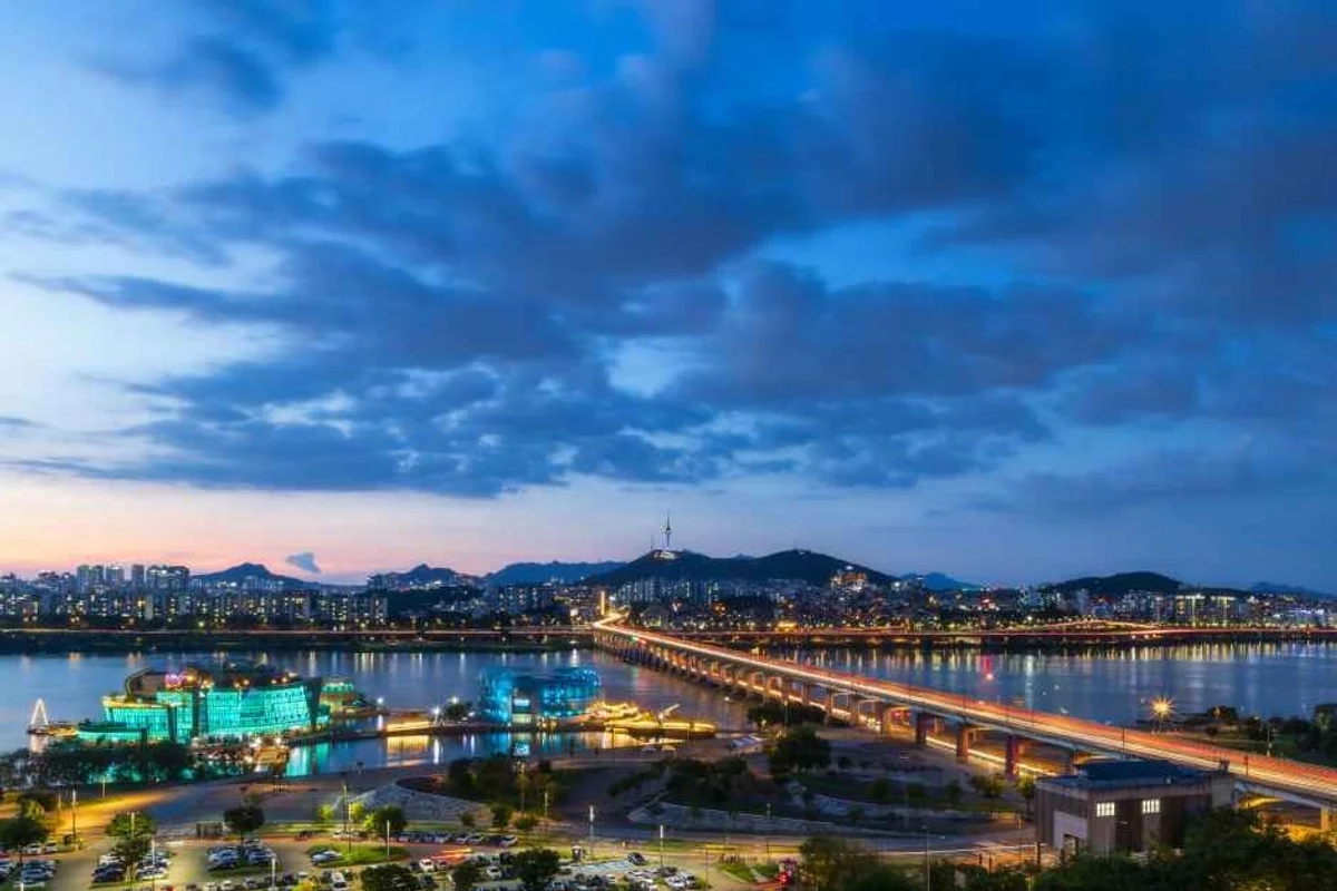 남산서울타워 - 남산타워 여행