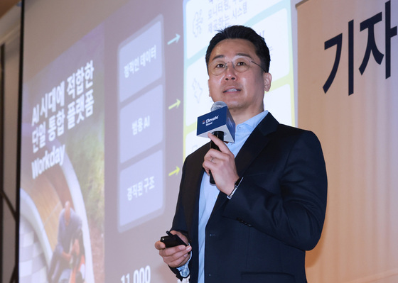 Heo Jeong-yeol, the new country manager of Workday Korea, speaks at a press conference held at The Westin Seoul Parnas Hotel in Gangnam-gu, Seoul 2026.5.14 / Provided by Workday Korea
