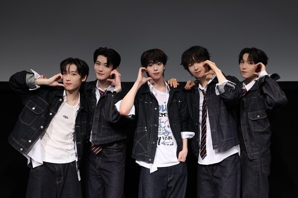 이엔터테인먼트 제공_엠비오