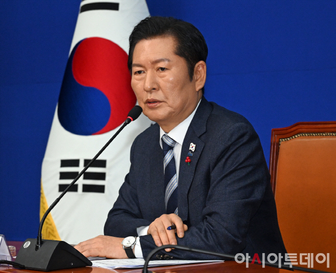 정청래 더불어민주당 대표 송의주 기자 1 단독