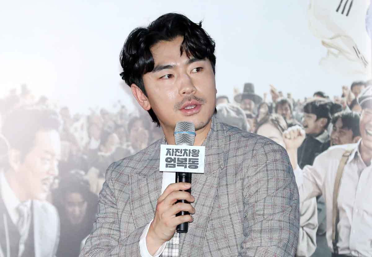 引用: 俳優イ・シオン。 /