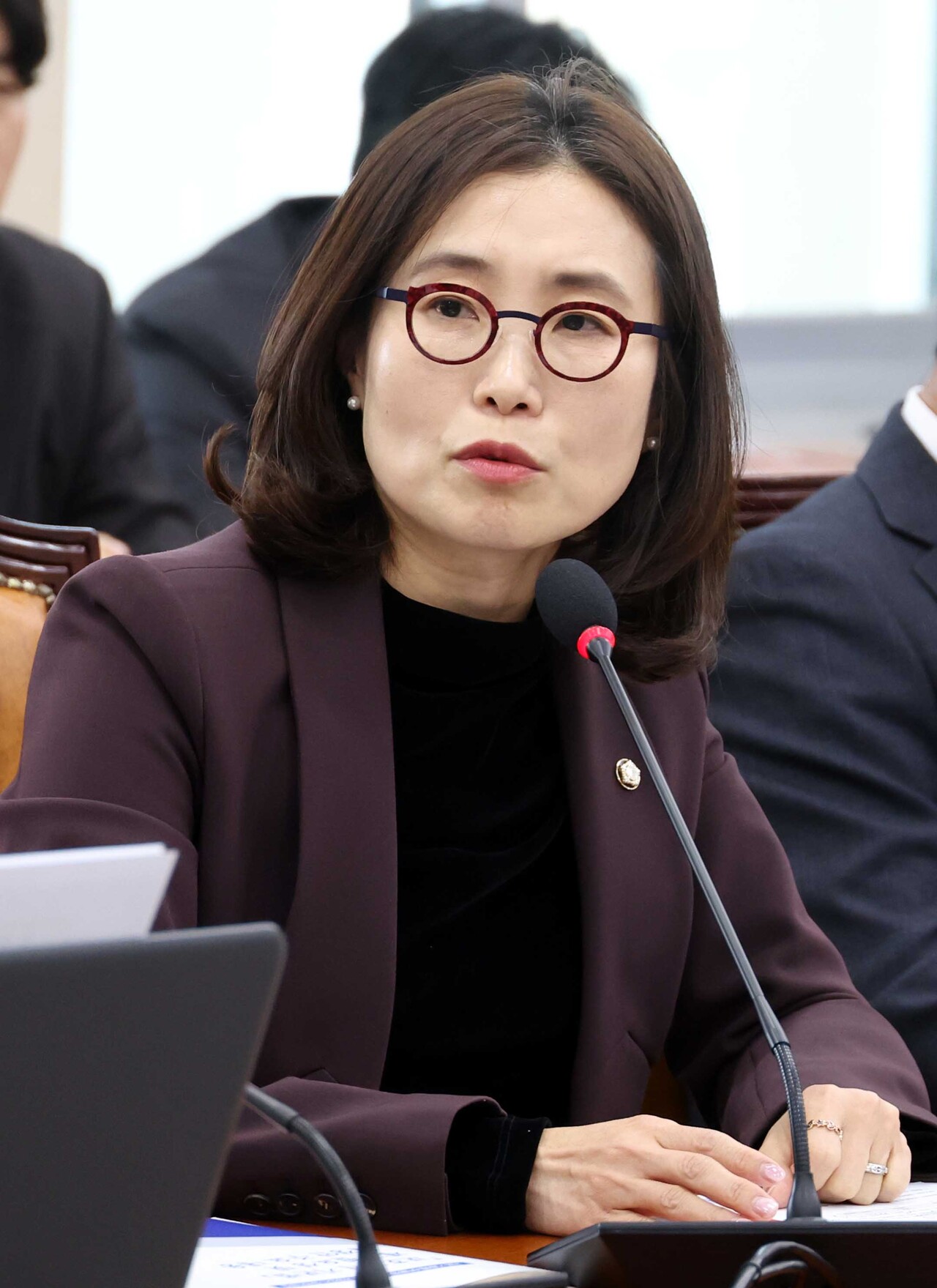 김소희 국민의힘 의원이 지난해 10월 29일 오후 서울 여의도 국회 기후에너지환경노동위원회에서 열린 국정감사에서 질의를 하고 있다. [사진제공=뉴시스]