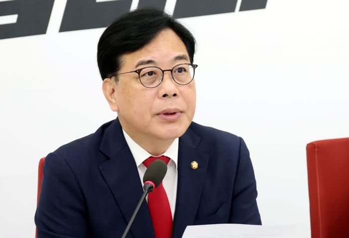 송언석 국민의힘 원내대표가 29일 오전 서울 여의도 국회에서 열린 현안 관련 기자간담회에서 발언을 하고 있다.ⓒ뉴시스