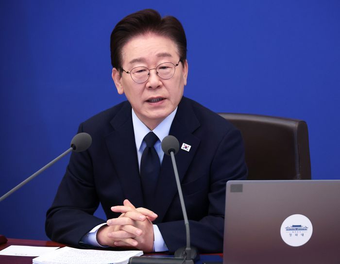 이재명 대통령이 6일 청와대에서 열린 국무회의에서 발언하고 있다. ⓒ뉴시스