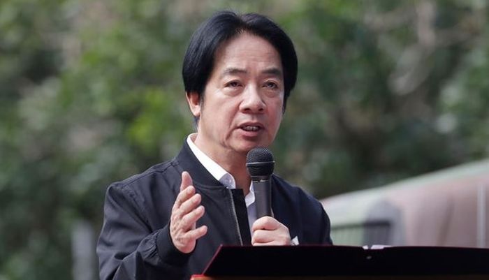 라이칭더 대만 총통이 지난해 12월2일 대만 동부 이란현에서 예비군 군사훈련에 참가한 예비군들을 시찰하며 연설하고 있다. ⓒ AP/뉴시스