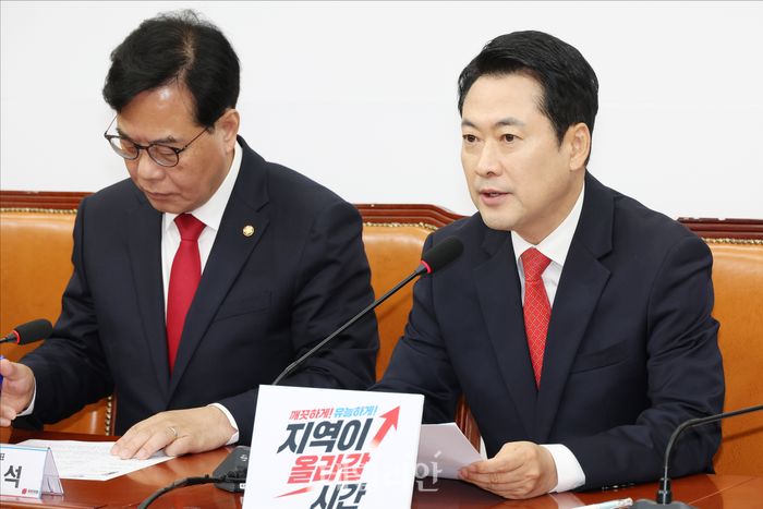 장동혁 국민의힘 대표가 11일 오전 서울 여의도 국회에서 열린 국민의힘 최고위원회의에서 모두발언을 하고 있다. ⓒ데일리안 홍금표 기자