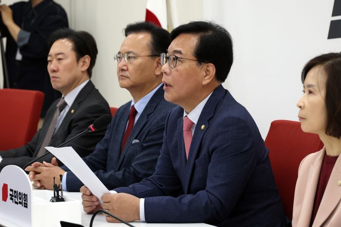 송언석 국민의힘 원내대표가 3일 서울 여의도 국회에서 현안 기자간담회를 하고 있다. ⓒ 뉴시스