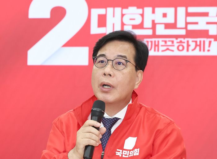 송언석 국민의힘 원내대표가 22일 오전 서울 여의도 중앙당사에서 열린 중앙선거대책위원회의에서 발언하고 있다. ⓒ 뉴시스