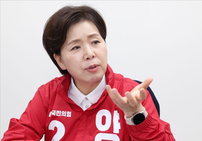 양향자 국민의힘 경기도지사 후보가 지난 14일 오후 경기도 수원 국민의힘 경기도당에 마련된 선거사무소에서 데일리안과 인터뷰를 하고 있다. ⓒ데일리안 홍금표 기자