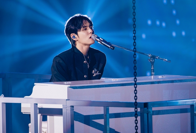 데이식스 원필