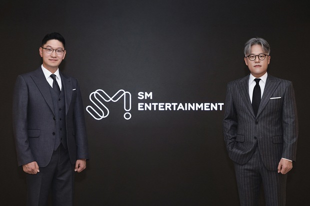 SM 탁영준, 장철혁 공동 대표
