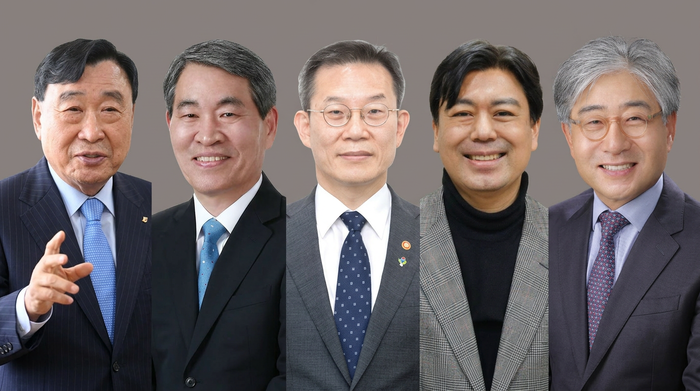 (왼쪽부터) 이희범 전 산업자원부 장관, 권오경 한양대 석좌교수(전 한국공학한림원 회장), 이종호 서울대 교수 (전 과학기술정보통신부 장관), 송헌재 서울시립대 교수, 김기승 부산대 교수