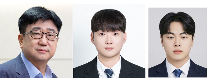 (왼쪽부터)이병훈 포스텍 교수, 전자전기공학과 김민재 박사, 반도체대학원 반준호 석사