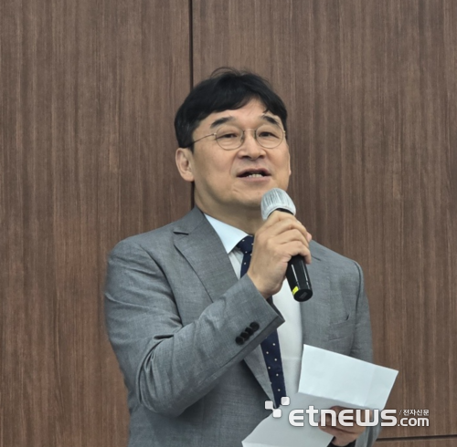 유태준 마음AI 대표가 협약에 앞서 회사 및 제품에 대해 설명하고 있다.