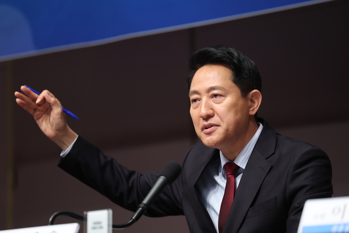 국민의힘 오세훈 서울시장 후보가 20일 서울 중구 프레스센터에서 열린 관훈토론회에서 발언하고 있다. 연합뉴스