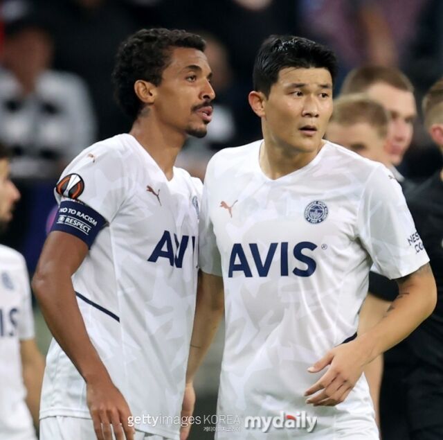 페네르바체 소속의 김민재가 2021년 9월 독일 프랑크푸르트에서 열린 2021-22시즌 UEFA 유로파리그 경기에 출전했다./게티이미지코리