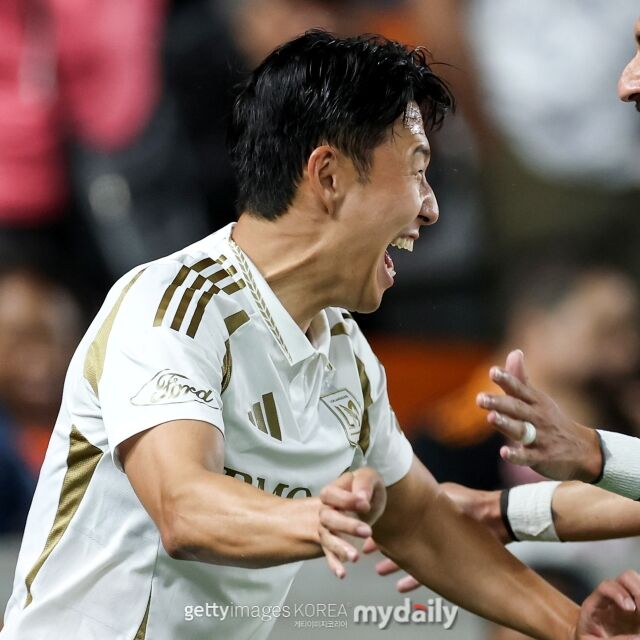 LAFC 손흥민이 2026년 5월 3일 미국 캘리포니아주 샌디에이고의 스냅드래곤 스타디움에서 열린 2026시즌 메이저리그사커(MLS) 11라운드 샌디에이고FC와의 맞대결에서 도움을 기록했다. 2026년 3월 1일 휴스턴 다이나모전에서 환호하고 있는 손흥민. /게티이미지코리아