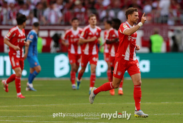 바이에른 뮌헨의 고레츠카가 2026년 5월 독일 뮌헨에서 열린 하이덴하임과의 2025-26시즌 분데스리가 경기에서 득점 후 세리머니를 하고 있다./게티이미지코리아