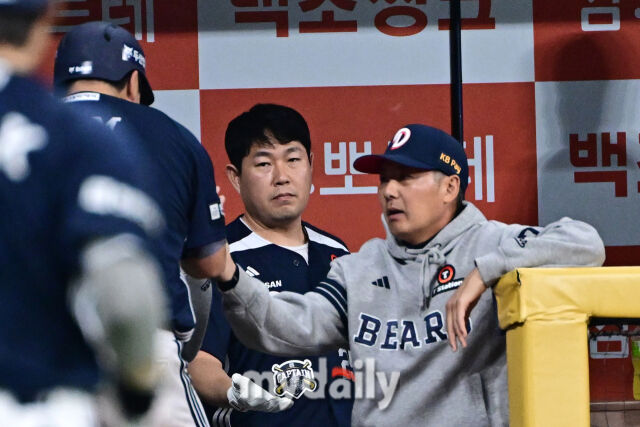 [MD포토] 김원형 '김기연, 선제득점 좋았어'