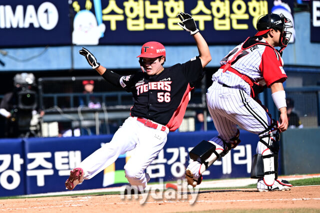 [MD포토] 오선우 '1루서 득점까지'