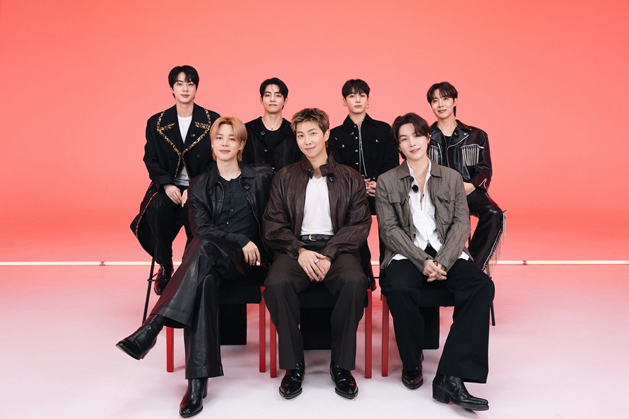 방탄소년단, 美 3대 음악 시상식 'AMA' 대상 포함 3개 부문 노미네이트