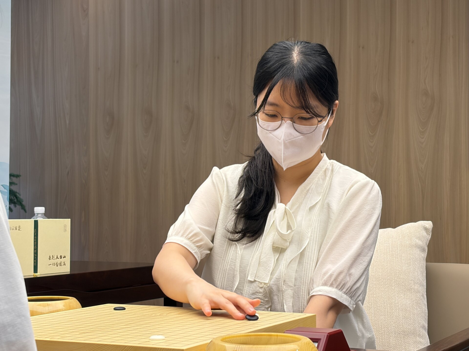 김은지 9단에 이어 한국 여자 랭킹 2위를 마크하고 있는 최정 9단. 한국기원 제공