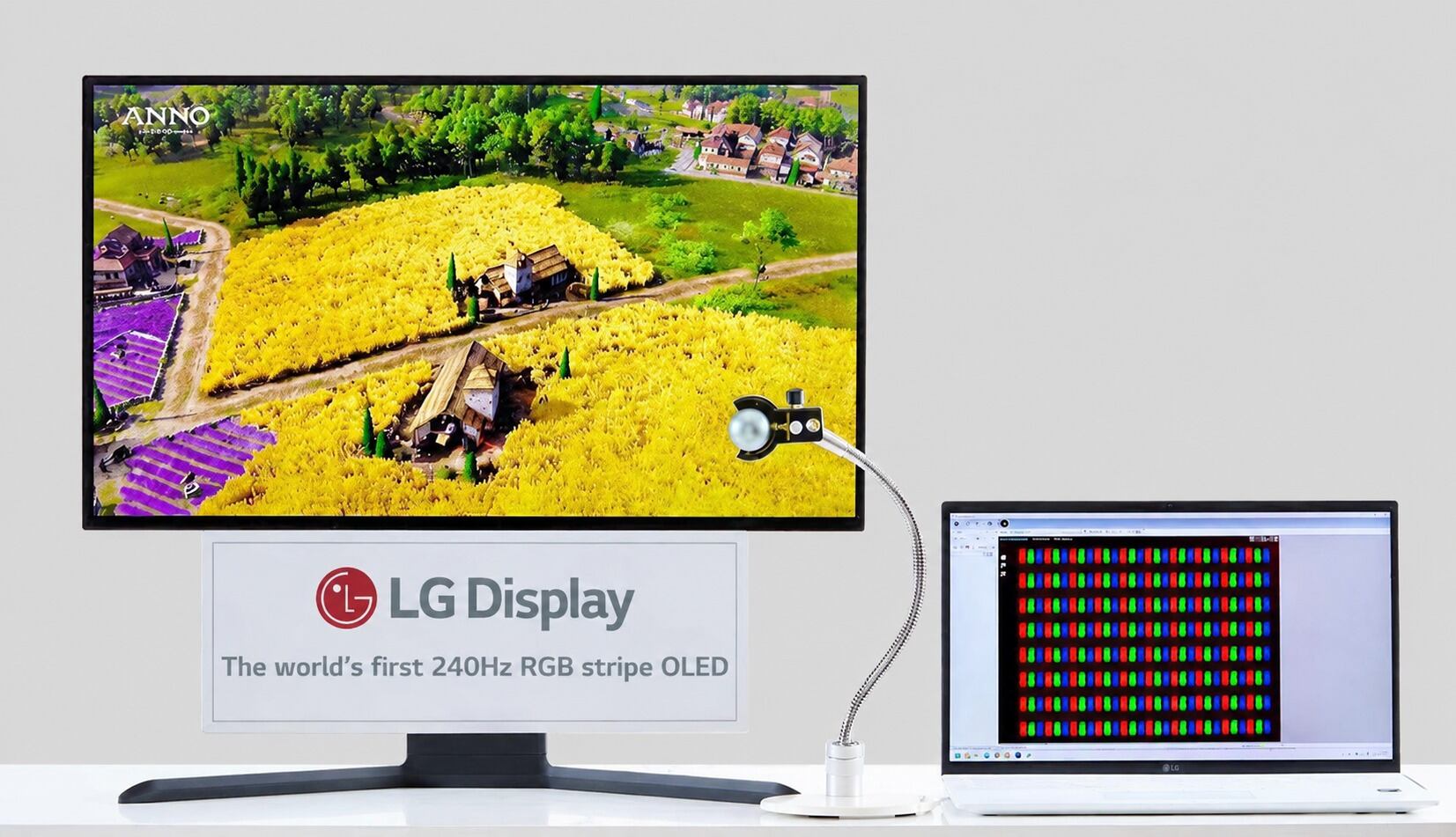 LG디스플레이가 상용화에 성공한 '240㎐ RGB 스트라이프 올레드' 제품 모습./LG디스플레이 제공