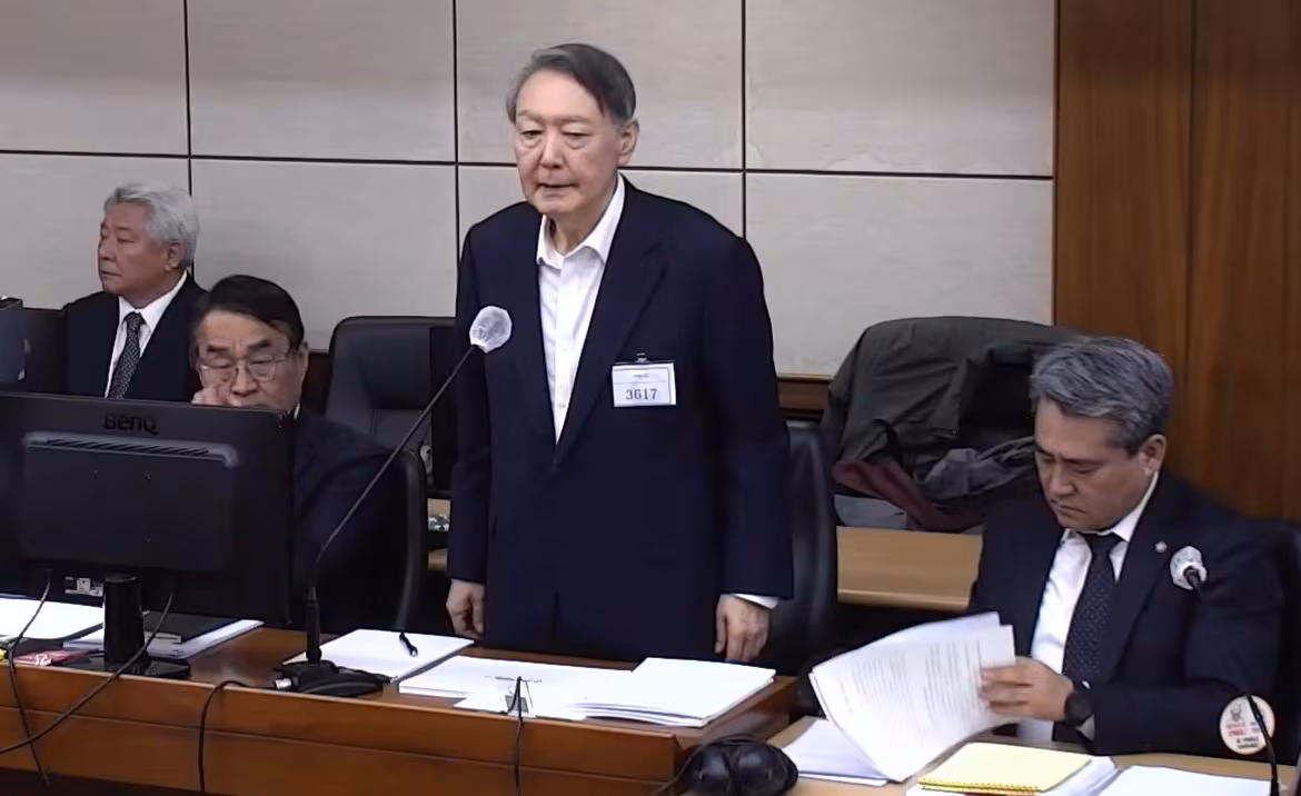 윤석열 전 대통령이 지난 3월 4일 오후 서울 서초구 서울고법에서 열린 특수공무집행방해 등 혐의 2심 공판에 출석했다. /중앙지법 제공. 