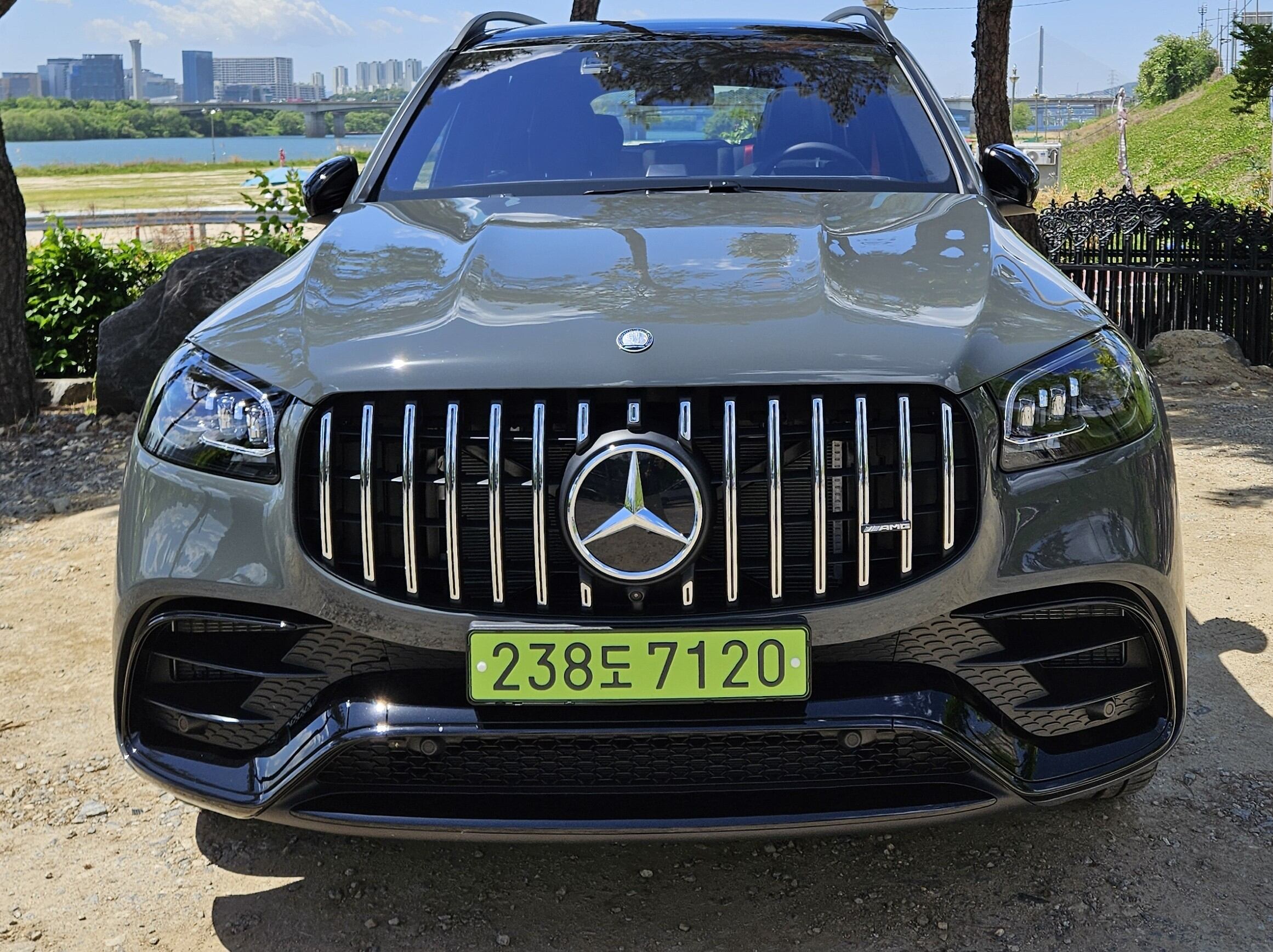 메르세데스-AMG GLS 63 4매틱의 외관. /김지환 기자