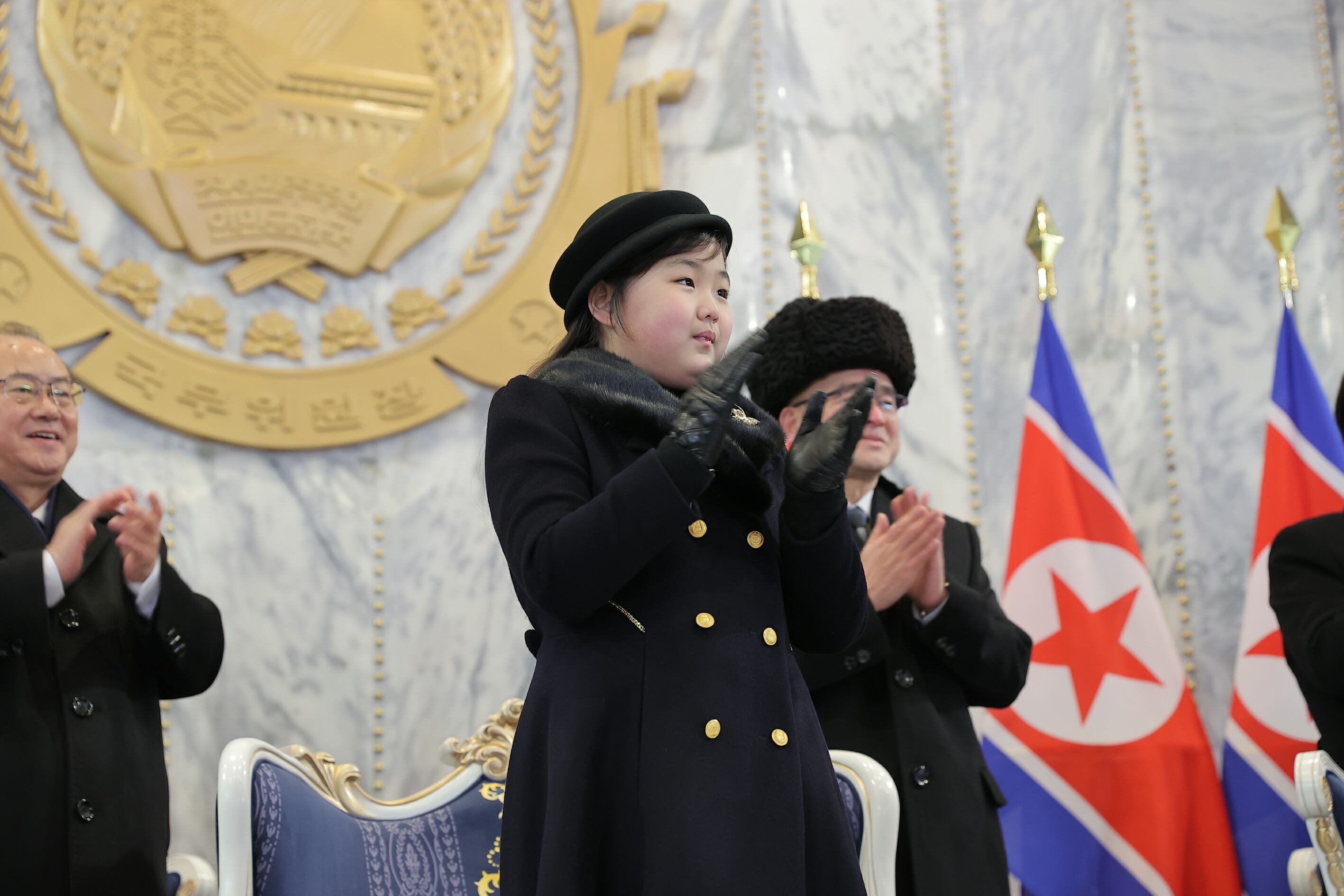 지난 8일 조선인민군 창건일(건군절) 75주년을 맞아 평양 김일성광장에서 열린 열병식에 참석한 김정은 북한 노동당 총비서의 딸 김주애./뉴스1
