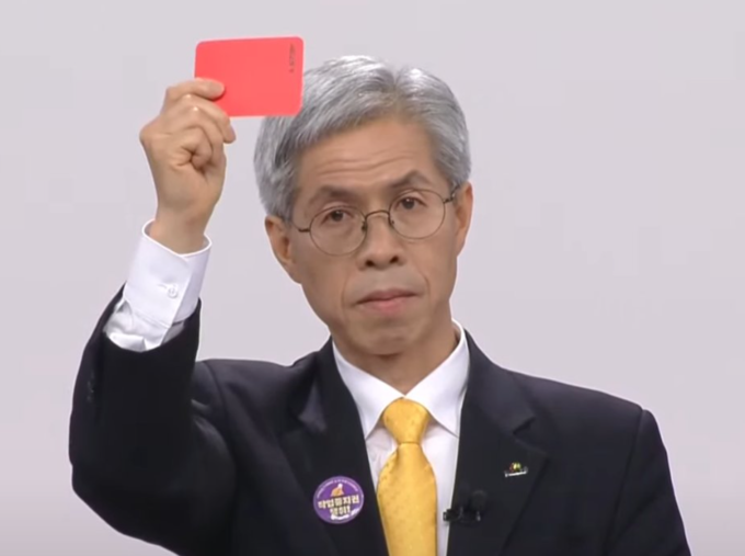 0490f719b58761f720afd8b236ef203ef68e77af10bb7fb8