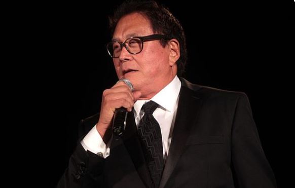 세계적인 베스트셀러 도서 '부자아빠 가난한아빠'의 저자 로버트 기요사키 [사진: 위키미디어]
