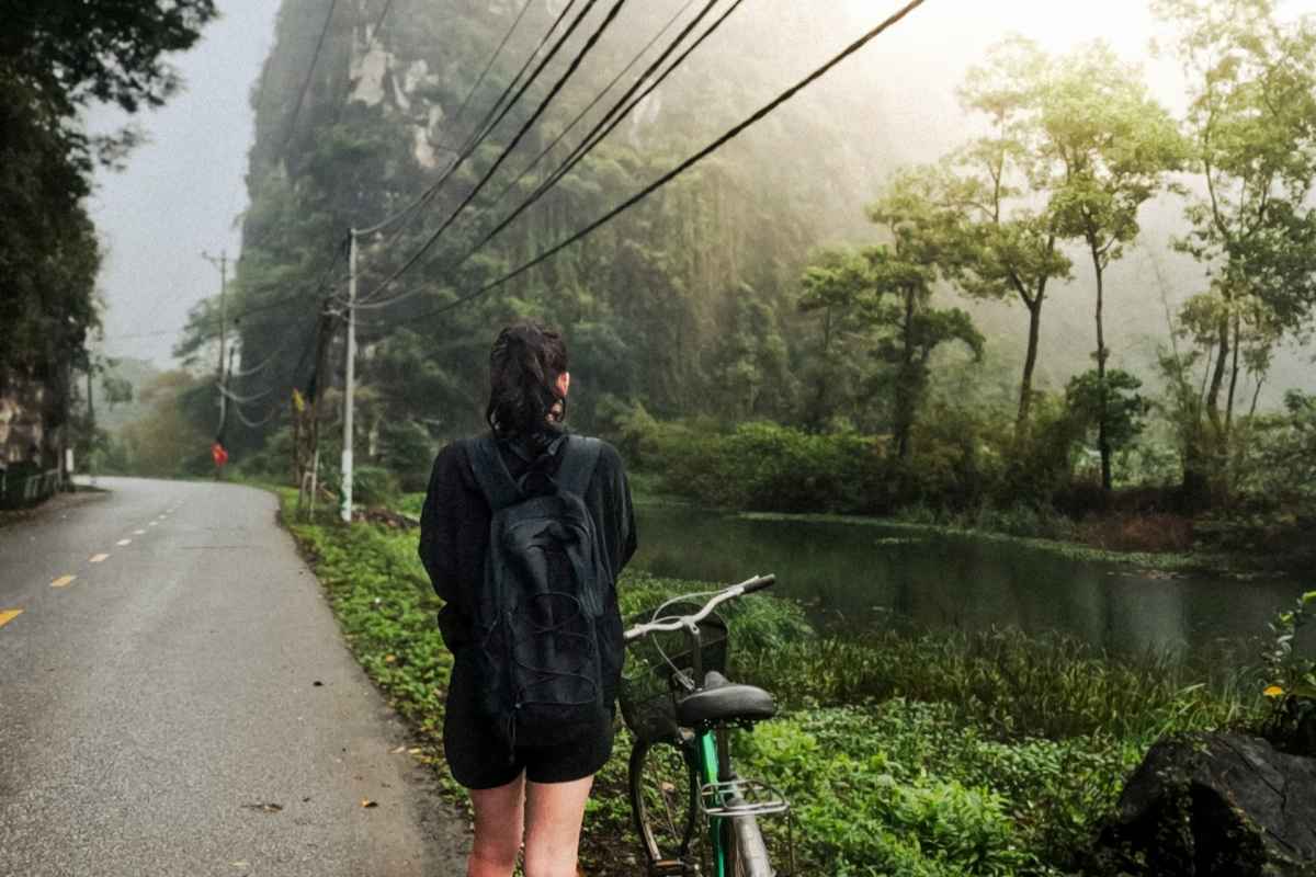 다낭 나트랑 옷차림 / 사진=unsplash@George Pisarevsky