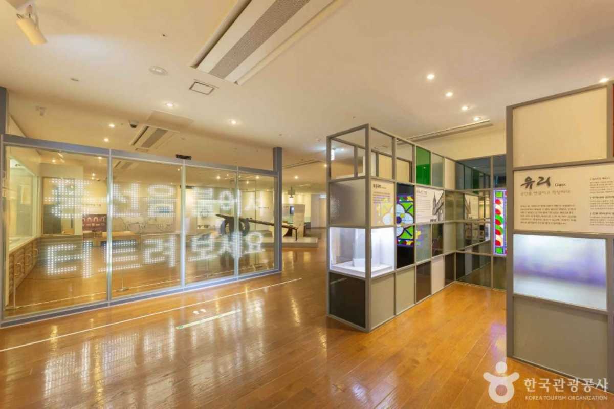 세대별 맞춤프로그램 진행 / 사진=한국관광콘텐츠랩