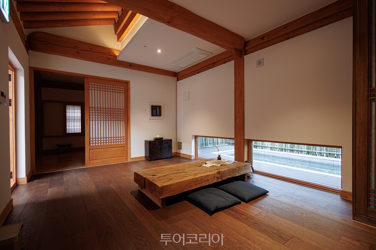 남수헌 내부 오스수원 입구 /사진-수원시